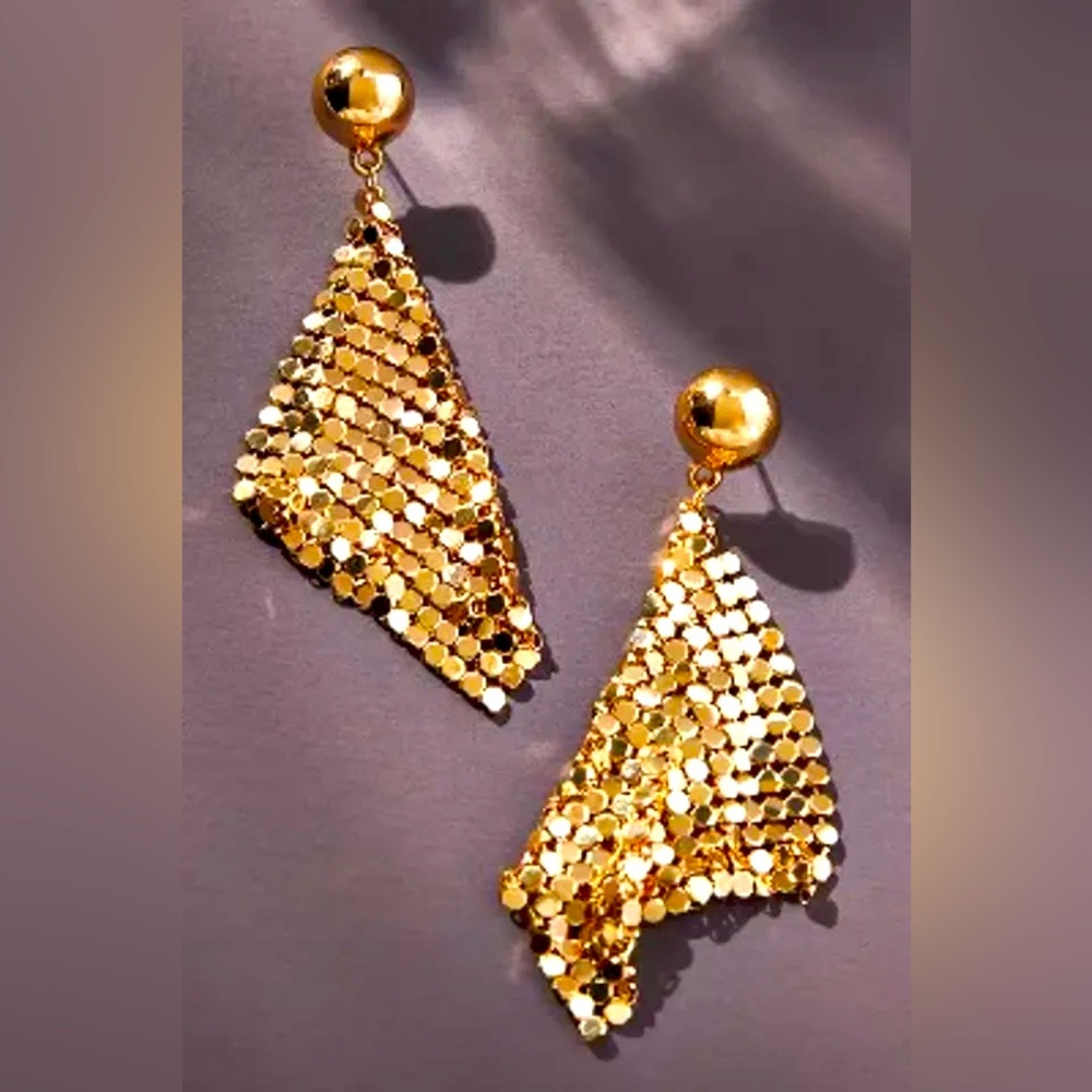 Anthropologie Gold Twisted chainmail drop earring
